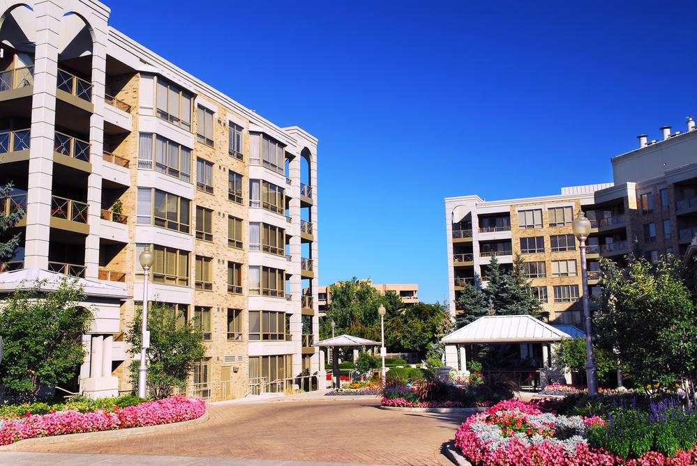 J'Den facilities